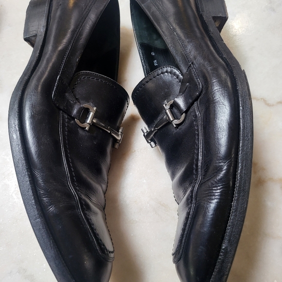 Salvatore ferragamo mens dress shoes 9.5